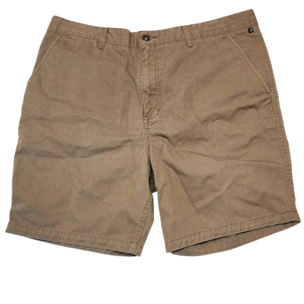 Freeworld Clothing Co🩳Tan Flat Front Shorts Size 36